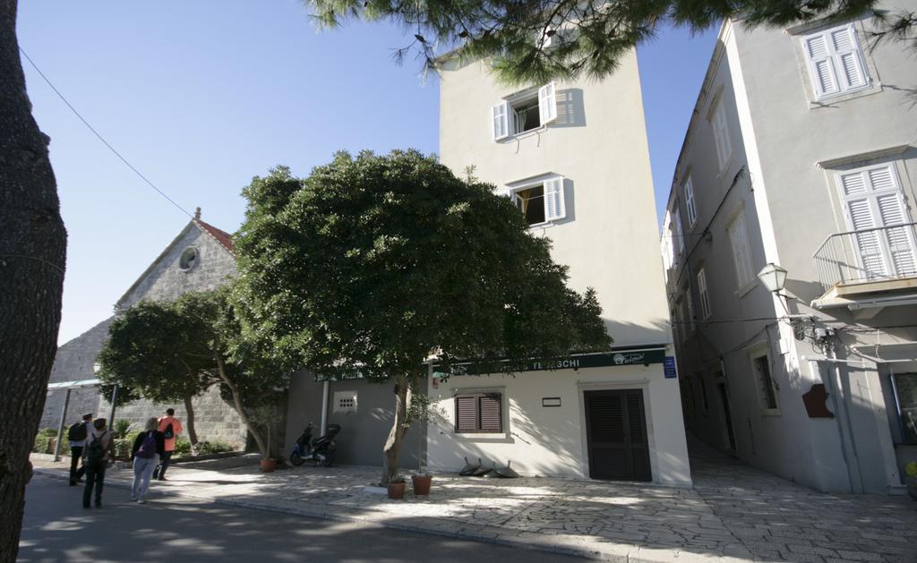 Apartments Tedeschi Korcula Town Exterior photo