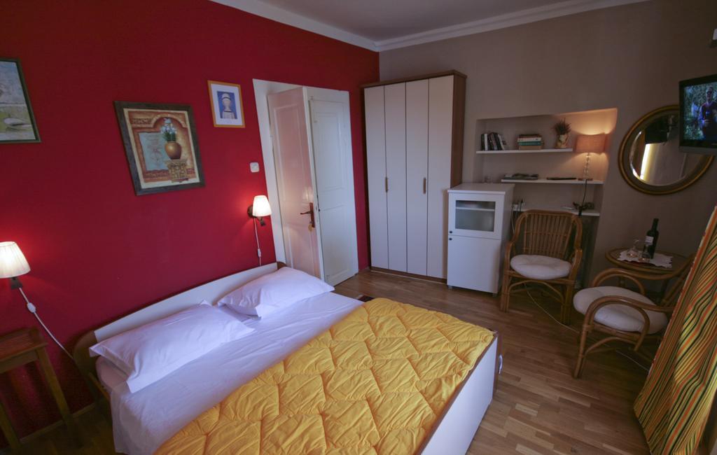 Apartments Tedeschi Korcula Town Room photo