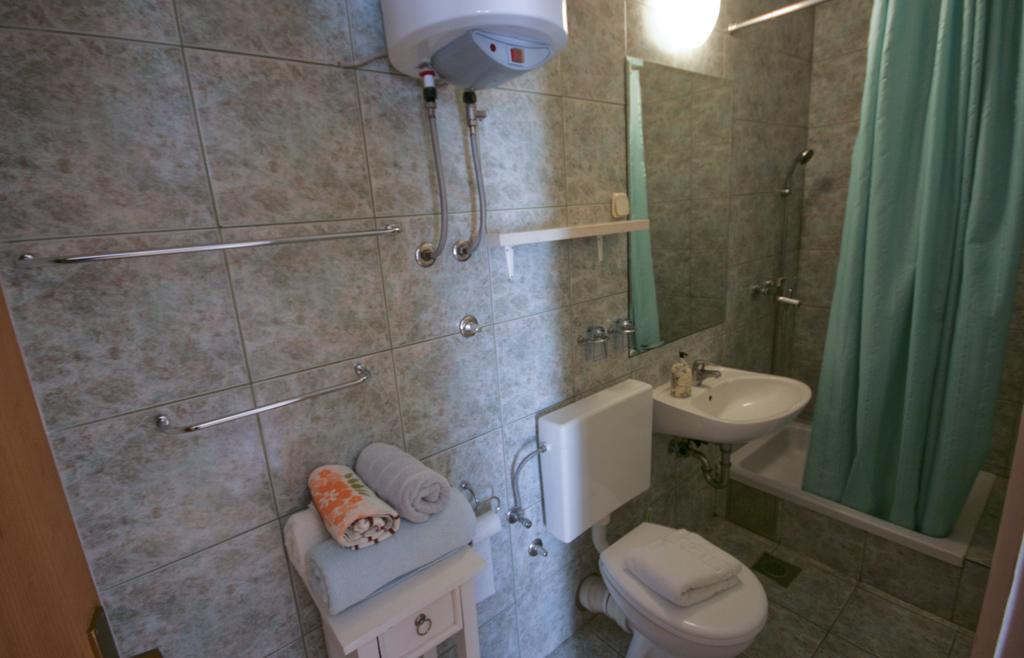 Apartments Tedeschi Korcula Town Room photo